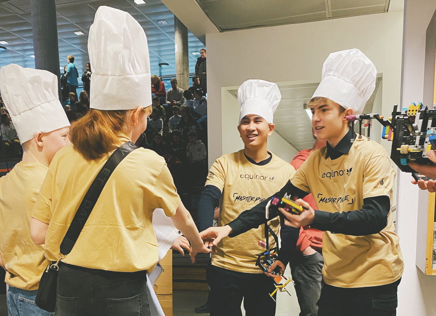 Lag viser samhold under turnering